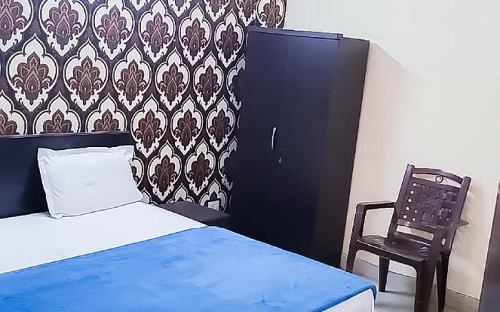 Roomshala 047 Hotel Jagannath 
