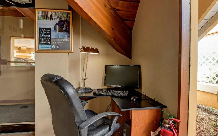 Americas Best Value Inn Hotel