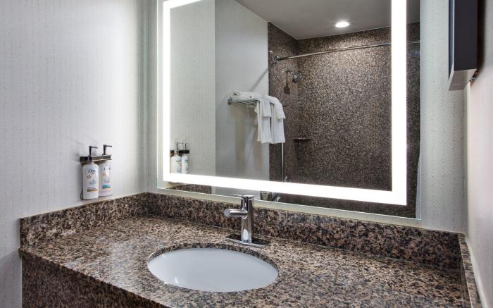 Holiday Inn Ontario Airport - California By IHG