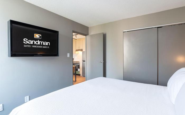 Sandman Suites Vancouver - Davie Street