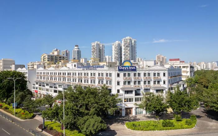 Days Inn by Wyndham Hainan Sanya Bay