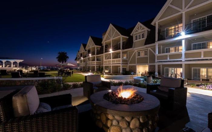 Carlsbad Inn Beach Resort
