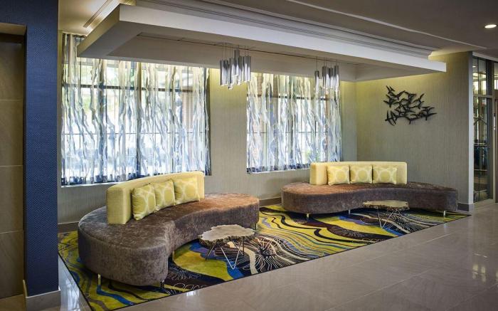 Waterfront Hotel