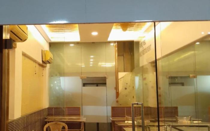 Hotel Parth