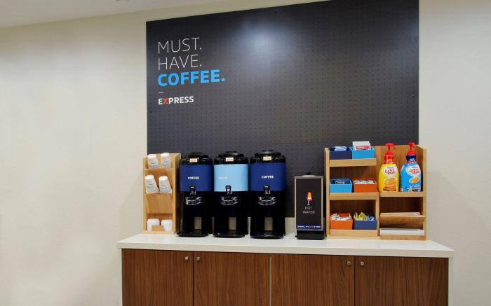 Holiday Inn Express Hotel & Suites Tacoma By IHG