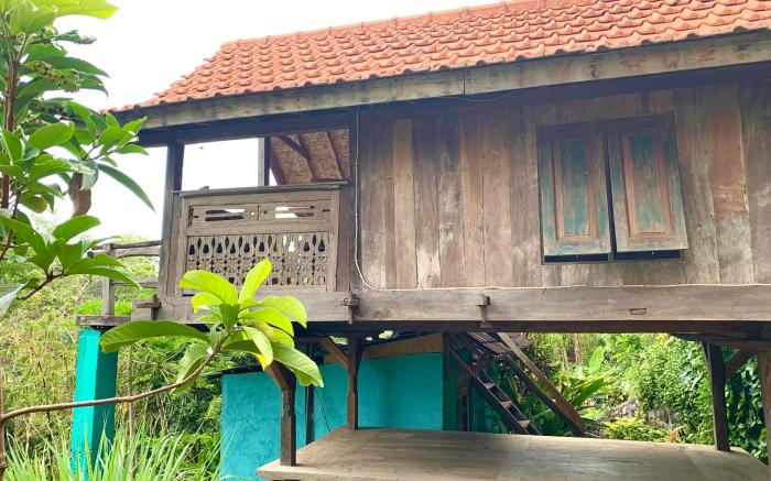 rice hut 2