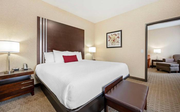 Best Western Plus Howe Inn