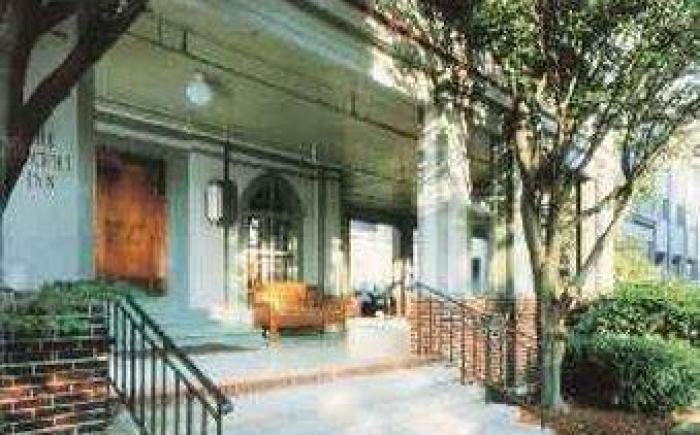 Roycroft Inn