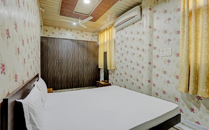 Hotel O The Gunjan Villa Palace