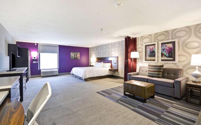 Home2 Suites by Hilton KCI Airport