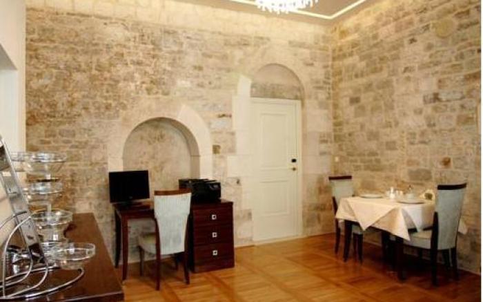 Palace Augubio