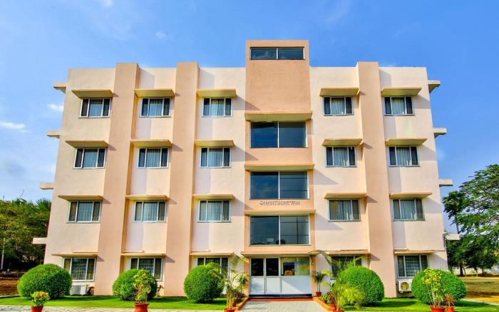 Greens Inn Ramoji Film City