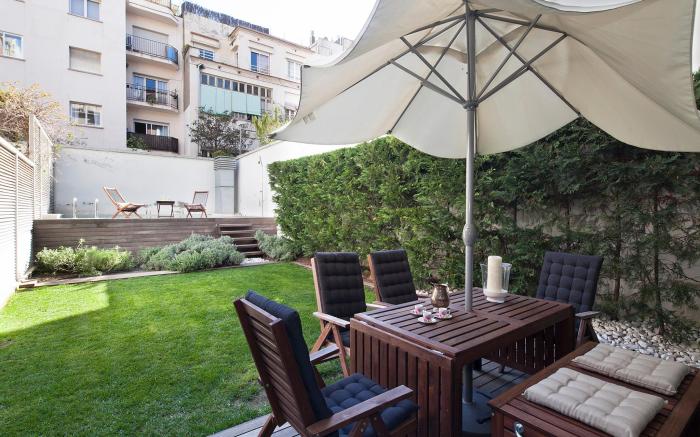 Private Pool Garden Apartments