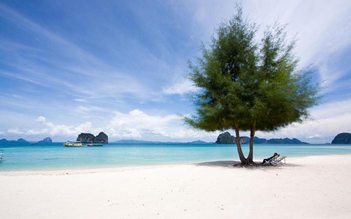 SUMMER HUA HIN