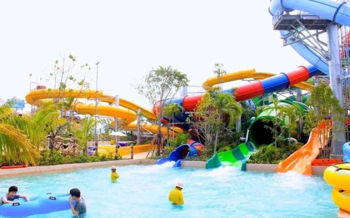 SUMMER HUA HIN