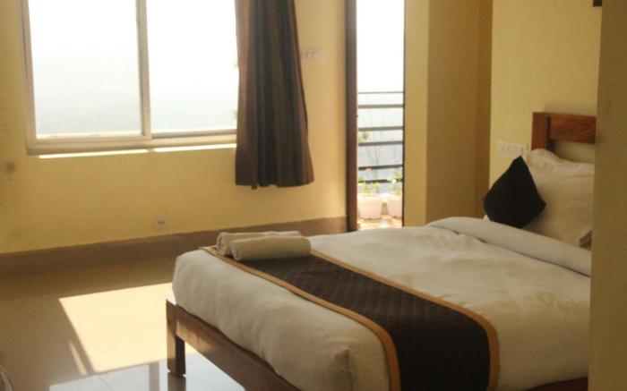 kollanoor guest house