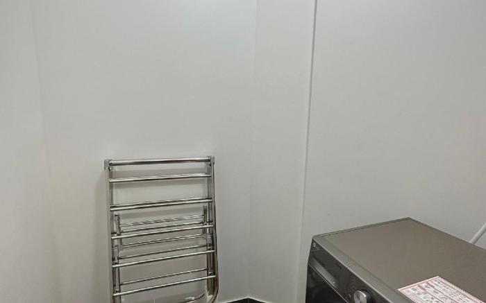 Brand new Luxury West Lake Apartment 