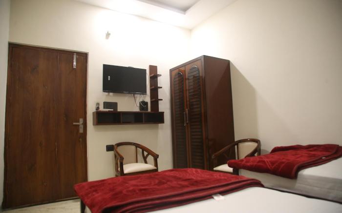 Hotel Brij Kaushal