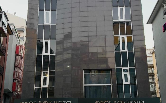Ardos Park Hotel