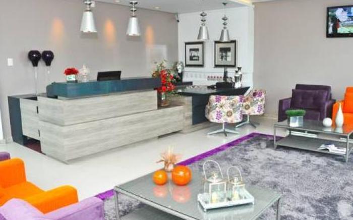BR Suites Hotel