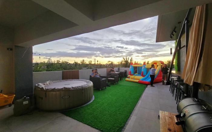 CASA MARTHA DE TAGAYTAY STAYCATION&EVENTS PLACE