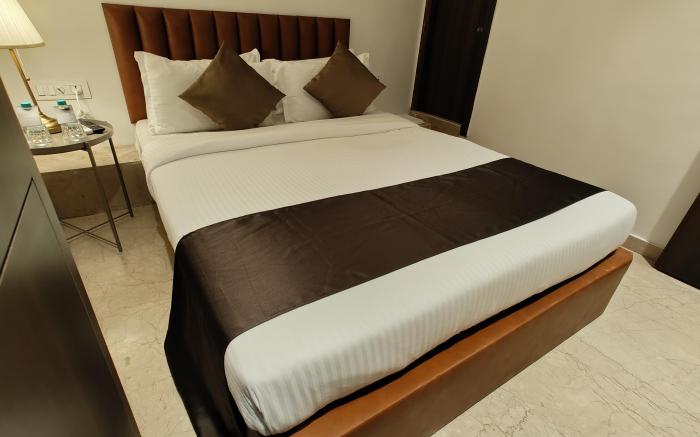 The Majlis Hotel - Near Taj Hotel Colaba Mumbai