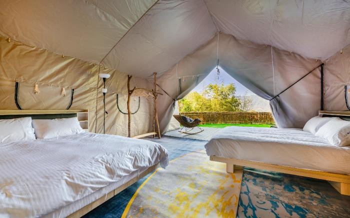 山上種樹 苗栗豪華懶人露營Glamping 柴燒泡湯 可包區森林系狩獵帳 牛樟森林休閒農場
