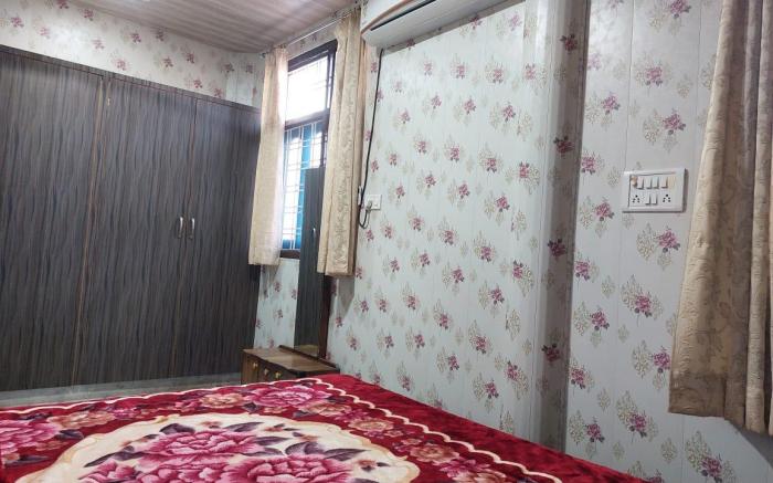 Gunjan Villa
