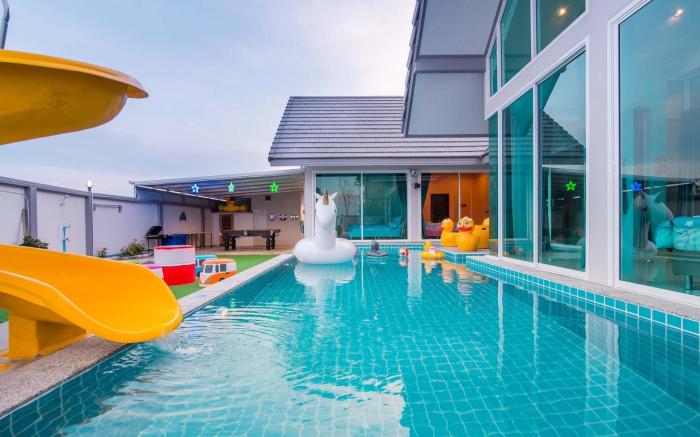 sea hills poolsvilla