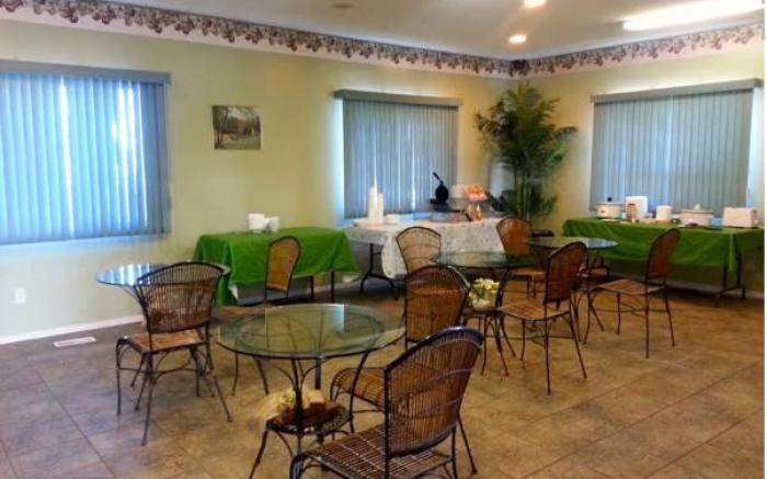 Joys Inn Innisfail, AB