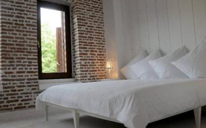 Life Gallery Hotel & Spa
