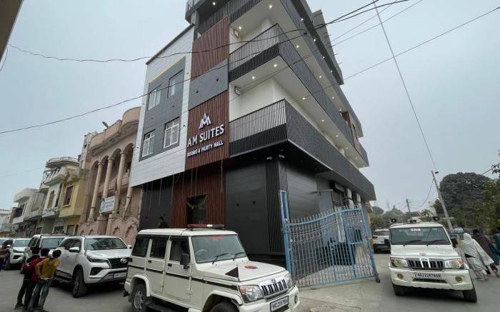 A M Suites