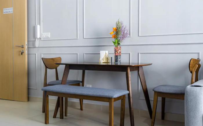 1 bedroom 50m Monorail Shopping2