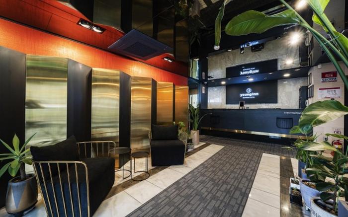 Myeongdong Young Inn Hotel