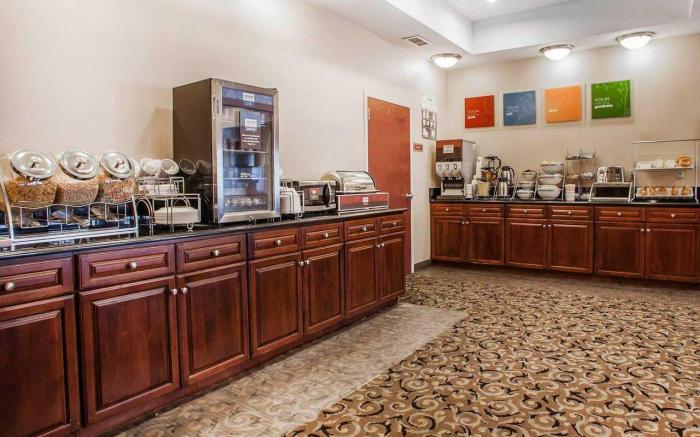 Tapa Hotel, Inn & Suites