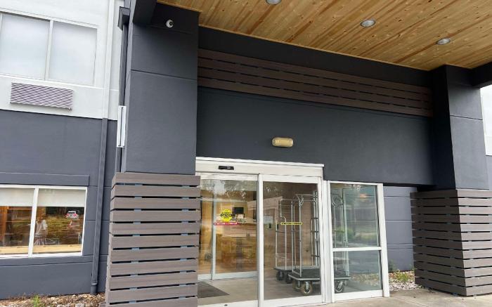 Country Inn & Suites by Radisson, LSU/Medical Corridor