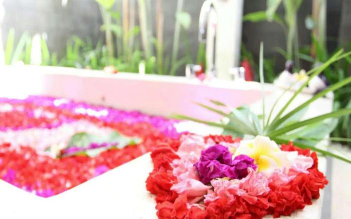 Luxury 1BR Private Villa @ Seminyak