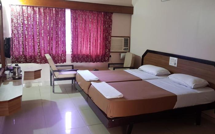 Janardan Hotel