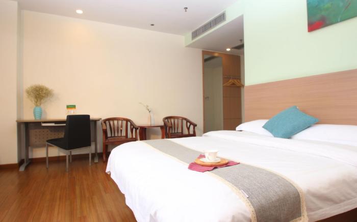 Yian Business Hotel