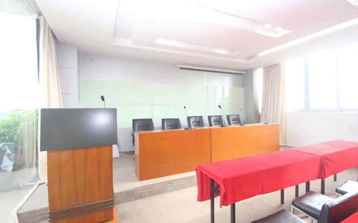 Yian Business Hotel