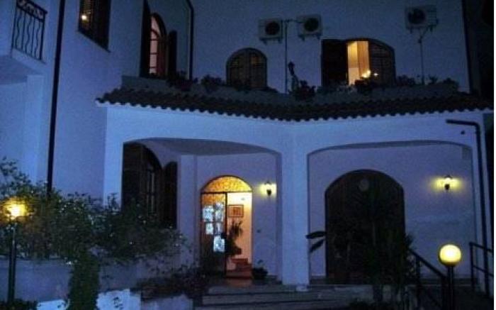 Residence Gnura Momma