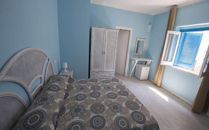 Double room, air conditioning, bathroom, in the center n6752