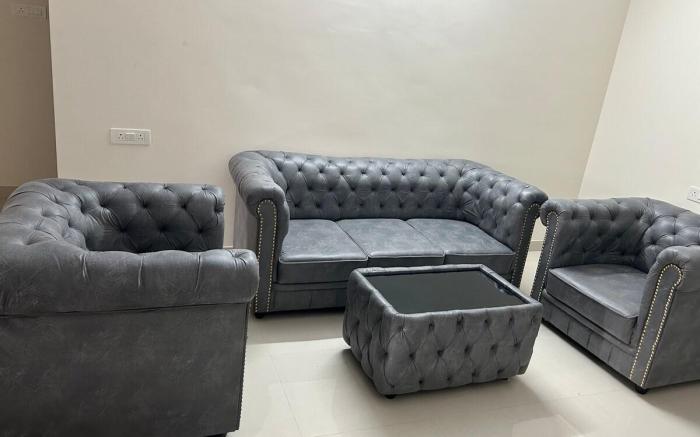 MEE Homes: Luxury New 2 BHK at Madhapur