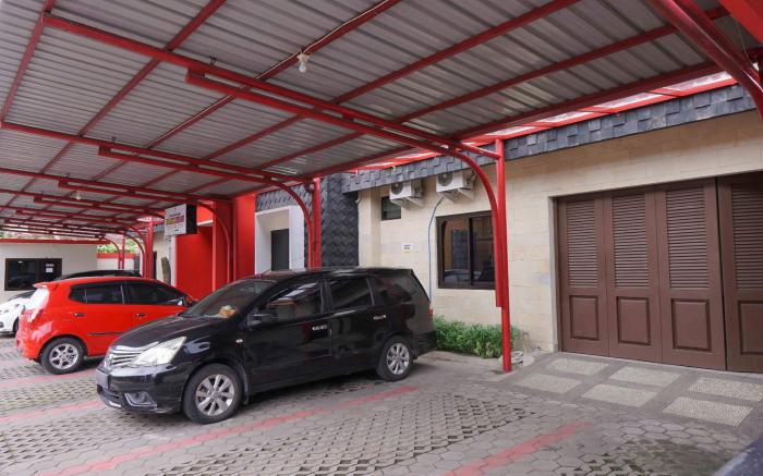 Palem Merah Gejayan Premiere