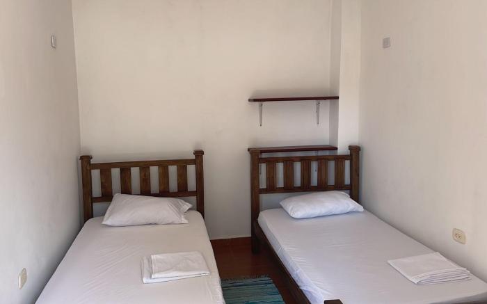 CasaBlanca Hostel SM