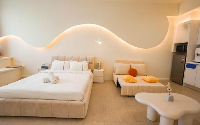 C2611L - Couple Studio Creamy (Bathtub+Projector)
