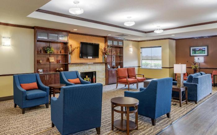Comfort Inn & Suites