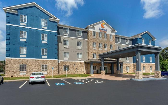 Comfort Suites