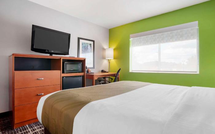 Quality Inn & Suites Birmingham - Highway 280