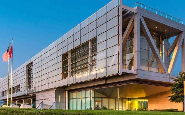 Comfort Inn & Suites Presidential